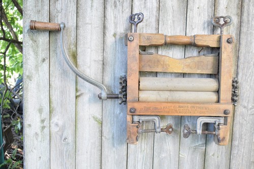 Kingsford antique clothes - antique,