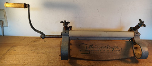 Antique wringer mangle laundry - antique,