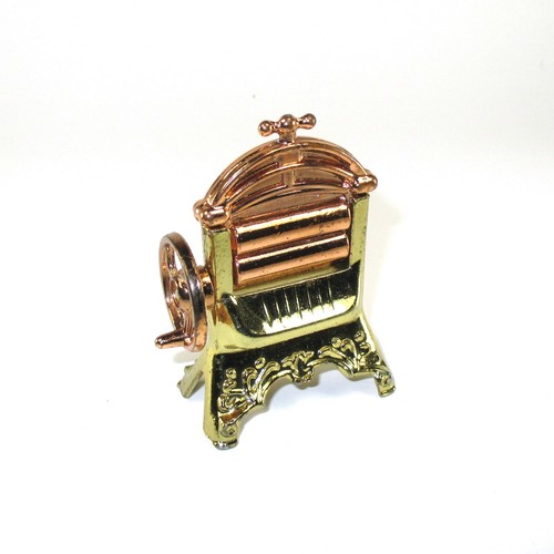 Shadowbox brass copper clothes - copper,